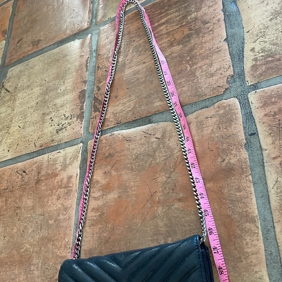 BOTKIER NEW YORK Soho Quilted Black Leather Chain Clutch Wristlet - Picture 12 of 13